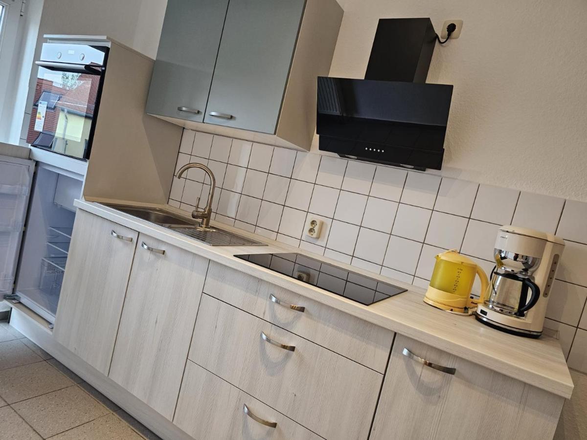 Ferienwohnung Kaethe-Kollwitz-Strasse 54, F2 Altenburg Exterior foto