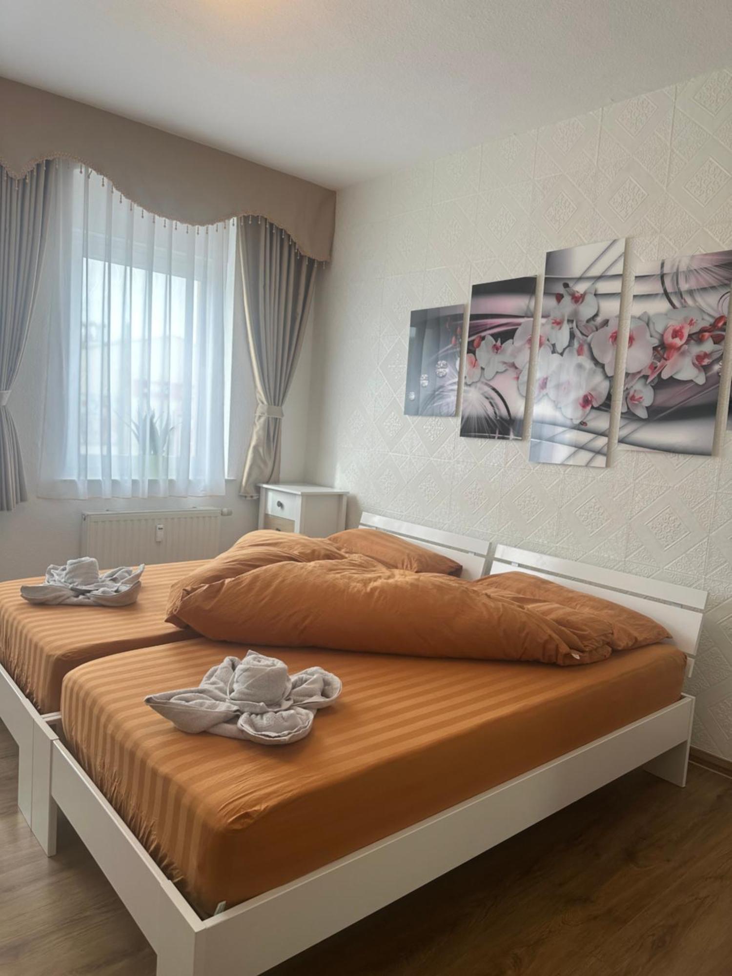 Ferienwohnung Kaethe-Kollwitz-Strasse 54, F2 Altenburg Exterior foto